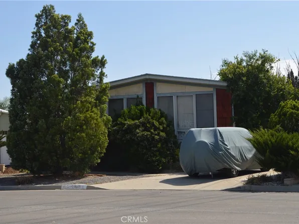 26048 Fountain Palm Dr, Homeland, CA 92548