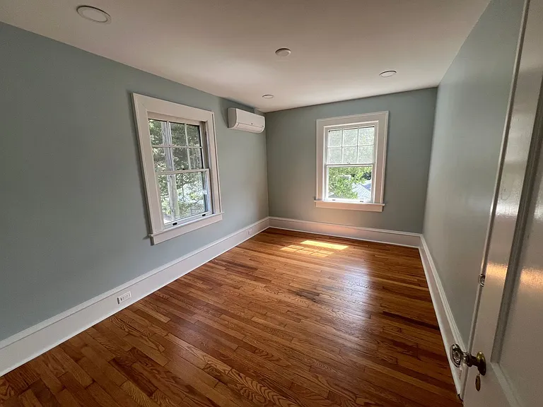 321 Union St — Photo 11