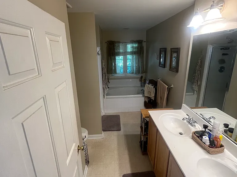 5 Thornhill Dr — Photo 17