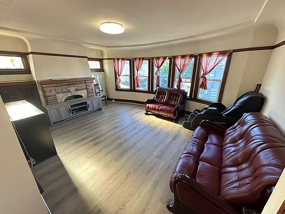2nd image of 37 Acton St