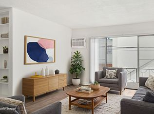 220 S Gale Dr APT 4, Beverly Hills, CA 90211