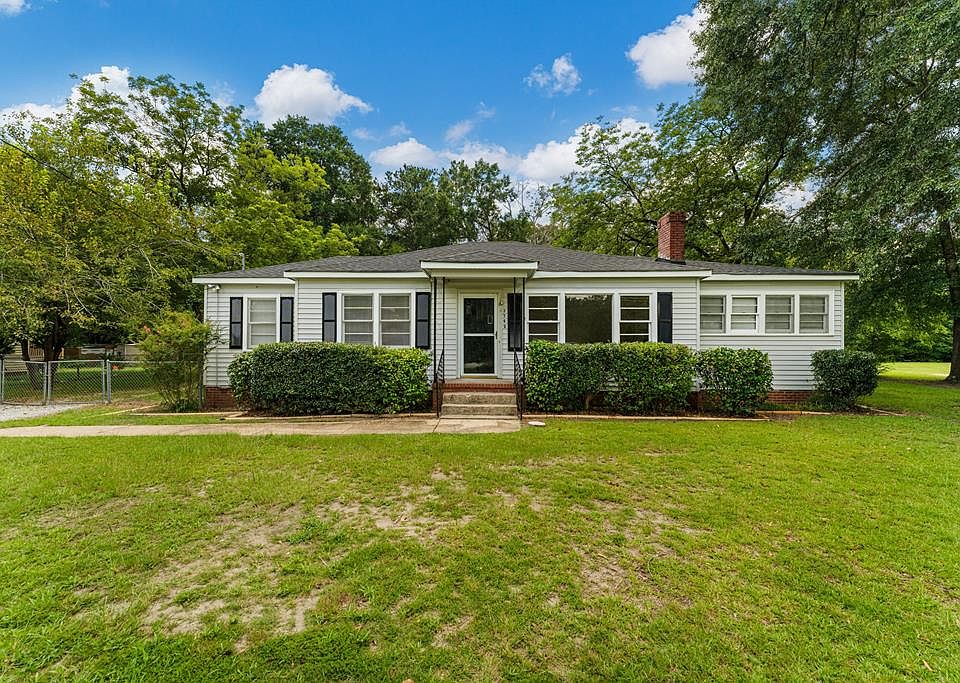 1st image of 3742 Mulberry Dr