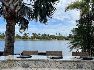 4597 Southern Breeze Dr, Naples, FL 34114