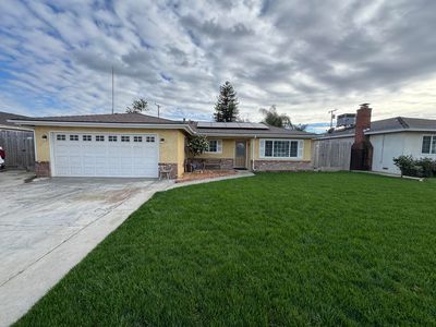 201 E Lois Avenue, Tulare, CA, 93274