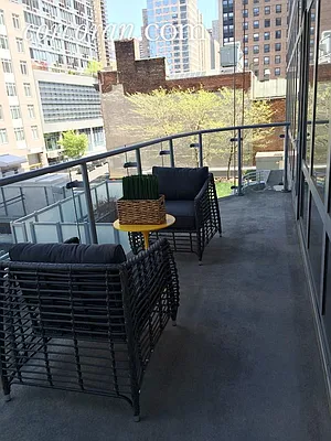 Sold by Corcoran | media 21