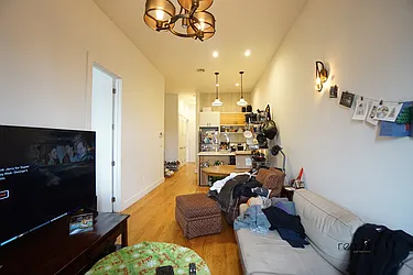 Rented by Rennit Inc.