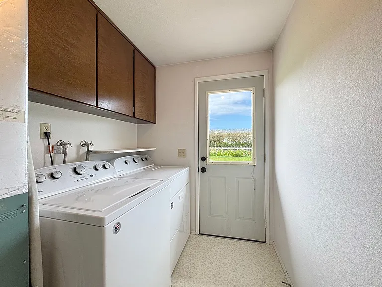 41 McLaughlin Rd — Photo 38
