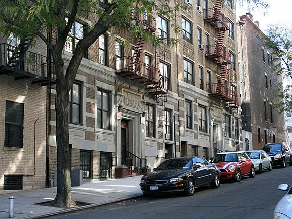 5th image of 478 W 158th St APT 32