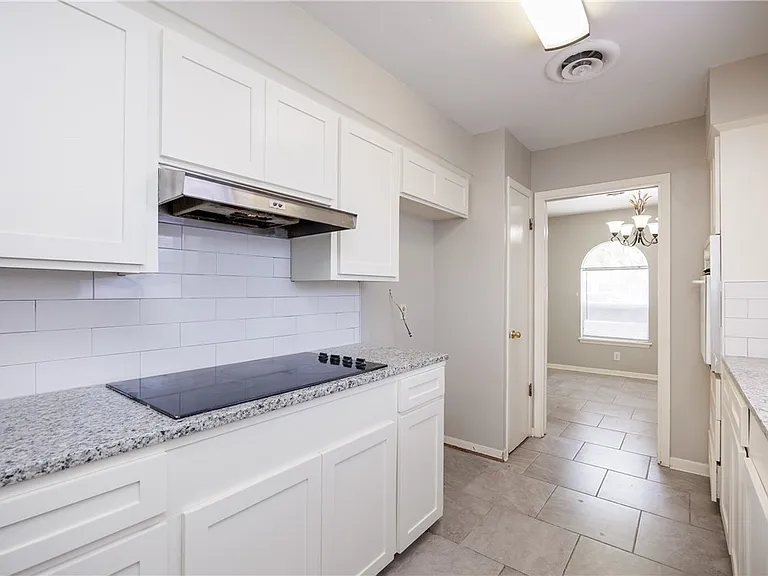 207 Blanco Dr — Photo 14