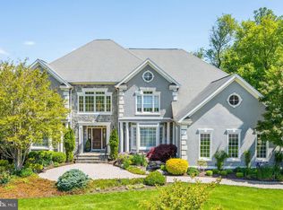 11552 Tralee Dr, Great Falls, VA 22066