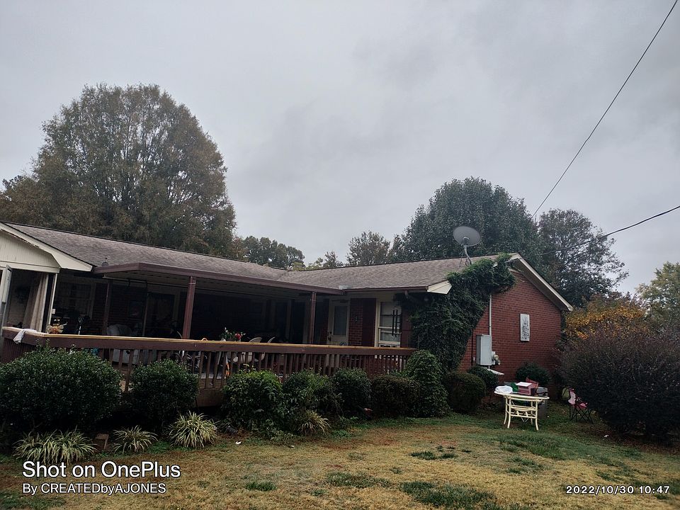 2nd image of 316 W Sandy Ridge Rd #2