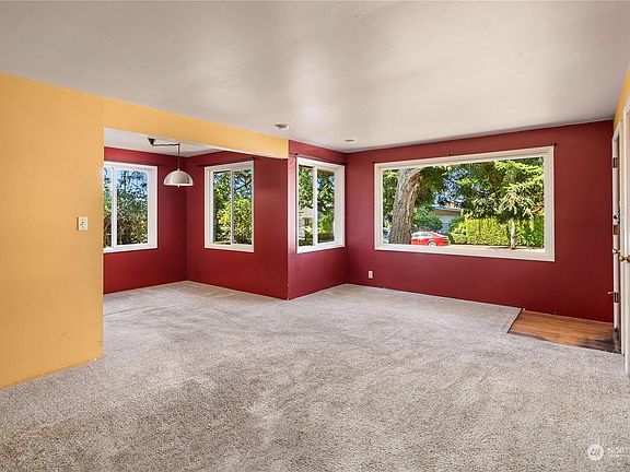 5th image of 4440 52nd Ave SW