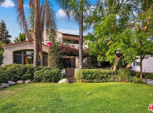 11035 Blix St, Toluca Lake, CA 91602