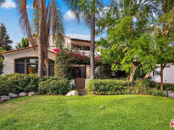 11035 Blix St, Toluca Lake, CA 91602