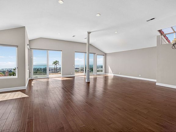 5th image of 24902 Sea Crest Dr