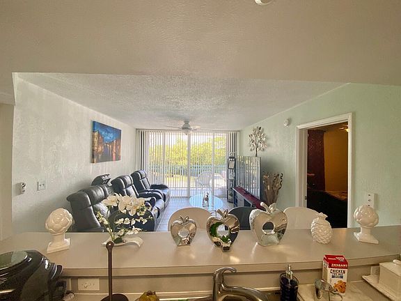 3rd image of 3675 Seaside Dr APT 139