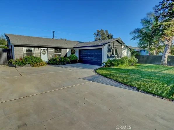 2208 Meyer Pl, Costa Mesa, CA 92627