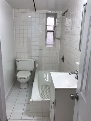 Rented by Aryeh Realty | media 18