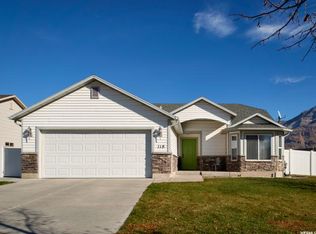 118 Century Dr, Ogden, UT 84404
