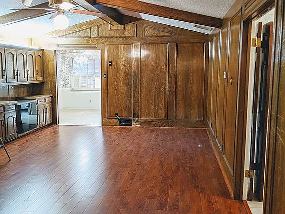 3rd image of 9551 Millridge Dr