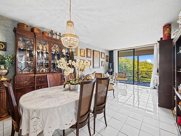 2nd image of 2840 Somerset Drive #317M