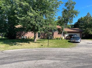 5653 Cedar Dr, Saint Cloud, MN 56303