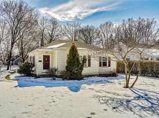 77 Dumont St, Rochester, NY 14617