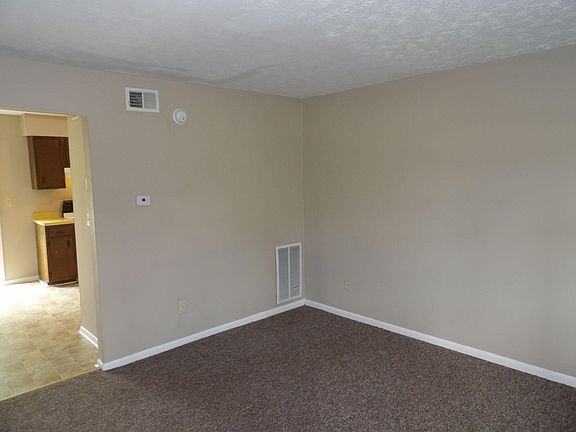 4th image of 207 Landings Dr APT 3