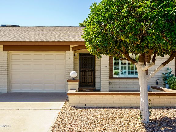3rd image of 2064 S FARNSWORTH Drive #109