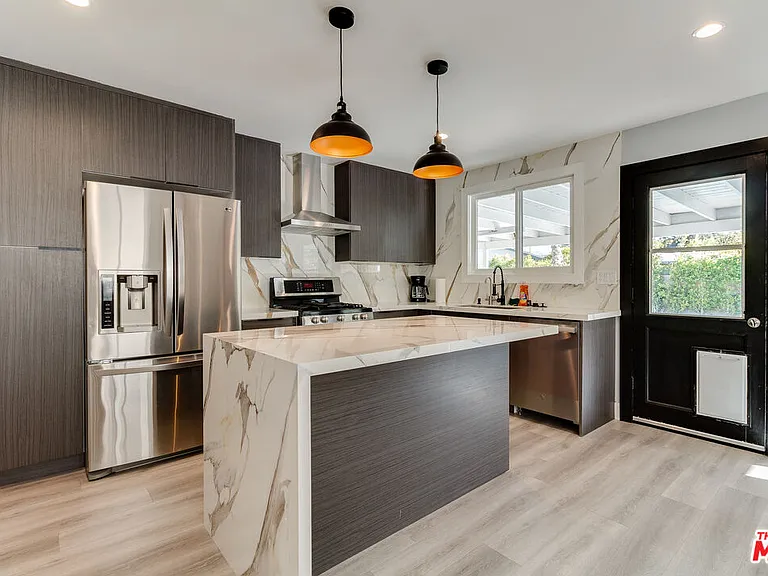 6966 Sedan Ave — Photo 4