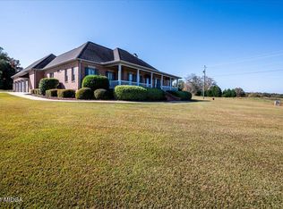 102 Myrick Dr, Macon, GA 31220