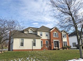 9450 Pheasant Valley Ave NW, North Canton, OH 44720
