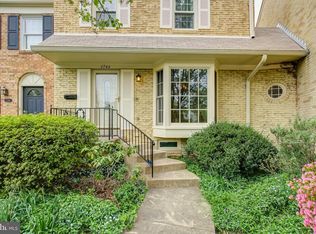 1746 Chain Bridge Rd, Mc Lean, VA 22102