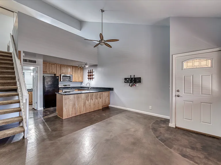 8055 E Thomas Rd #D109 — Photo 1