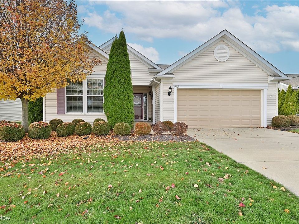 1st image of 9409 Foxboro Dr