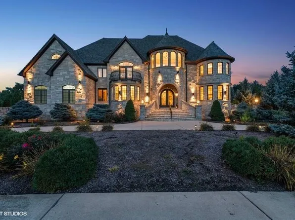 10 Creekside Ln, Barrington Hills, IL 60010