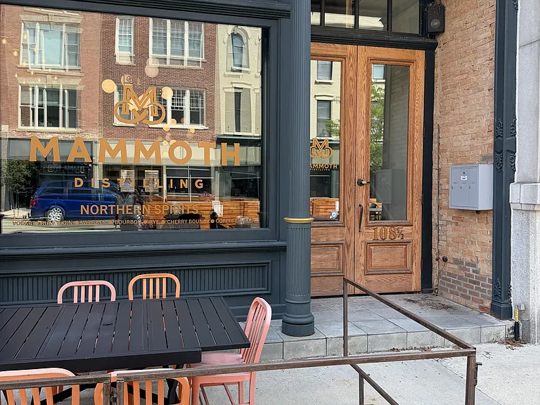 108 E Maumee St #201 — Photo 1