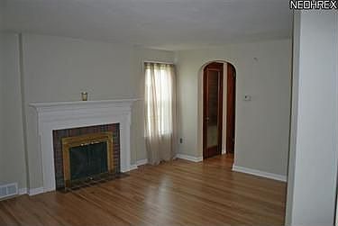 4th image of 342 Missouri Ave