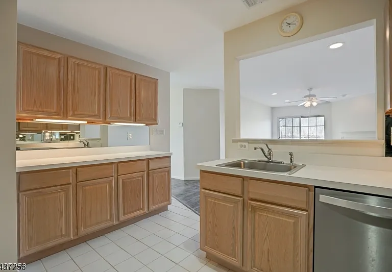 16 Lagoon Way — Photo 14
