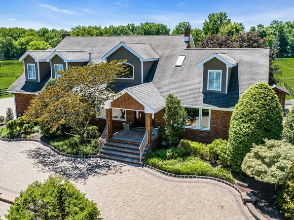 83 Daum Rd, Manalapan, NJ 07726