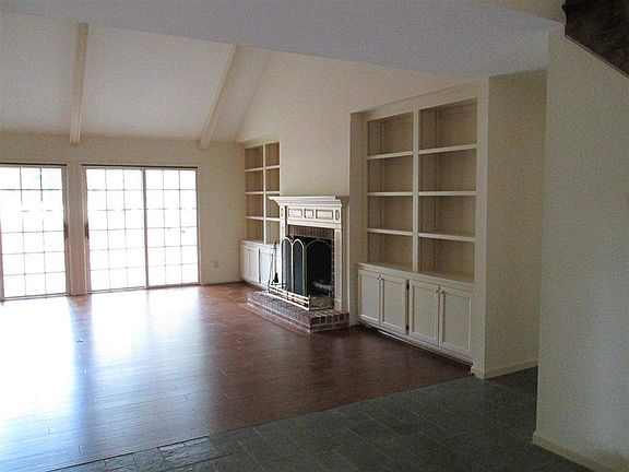 4th image of 130 Longleaf Drive