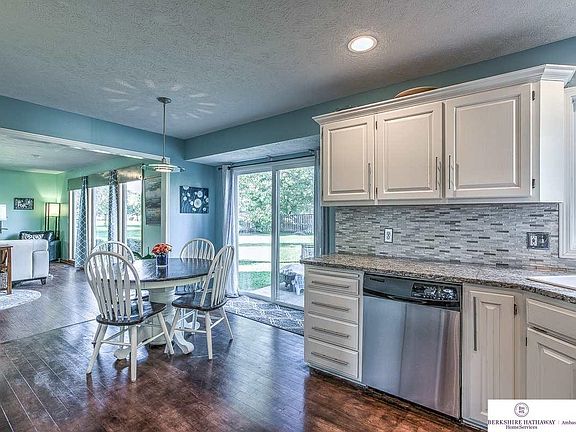 4th image of 7209 S 158th Avenue Cir