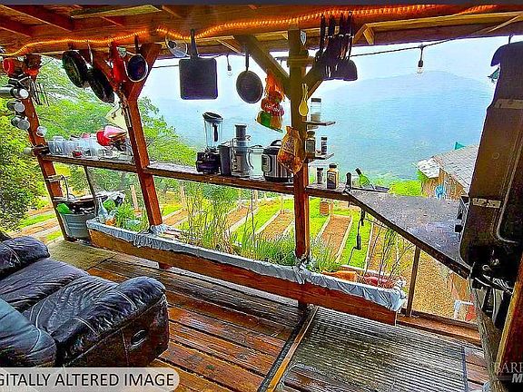 2nd image of 2233 Baywood Way