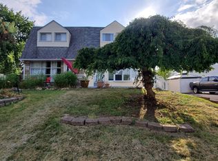 1024 Tomlinson Rd, Philadelphia, PA 19116