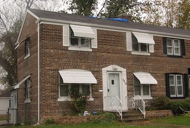 1st image of 3812 S 58th Ct