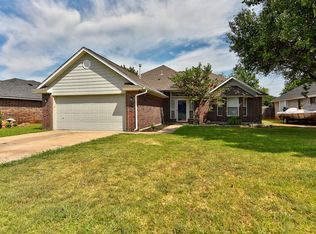 1805 Lois Lynn Ln, Edmond, OK 73003