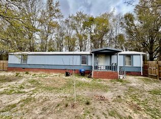 12721 Pea Bridge Rd, Laurinburg, NC 28352