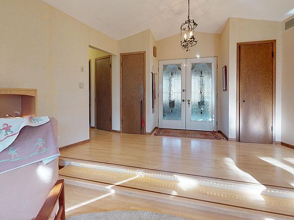 2nd image of 2230 Ironwood Ct