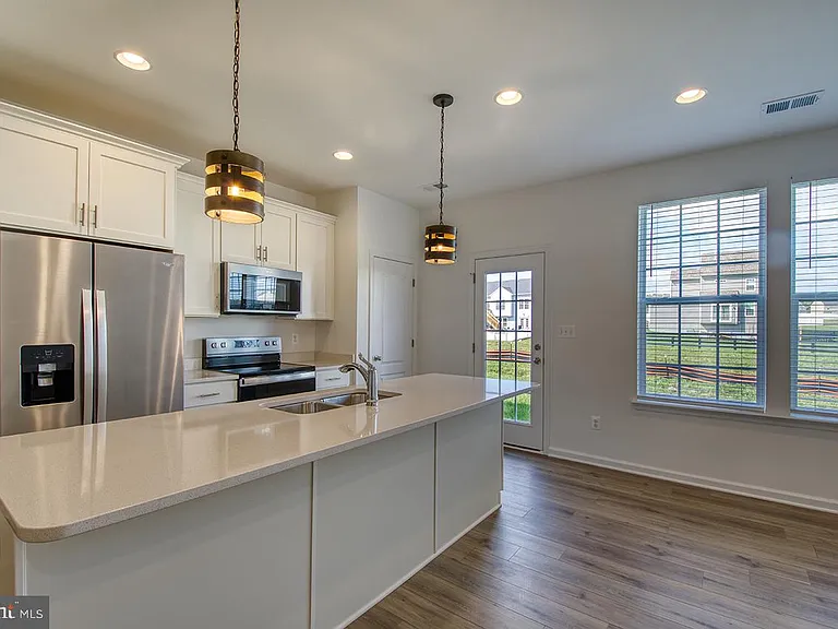 54 Melsonby Dr — Photo 16