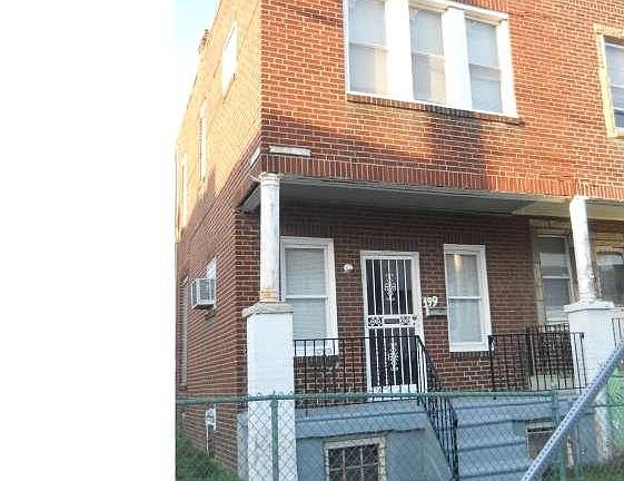 2nd image of 199 W Thelma St